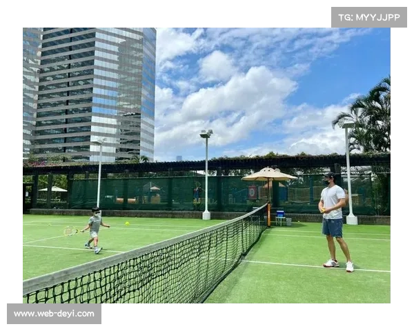 中网首办青少年开放日 亲子网球体验活动预约火爆抢先报 中网首办青少年开放日 亲子网球体验活动预约火爆抢先报