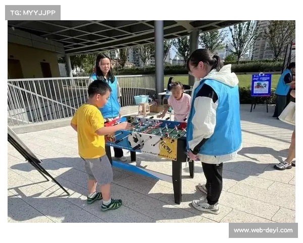 上海赛艇公开赛多元竞赛组别涵盖精英高校俱乐部与青少年组等多个层次 上海赛艇公开赛多元竞赛组别涵盖精英高校俱乐部与青少年组等多个层次